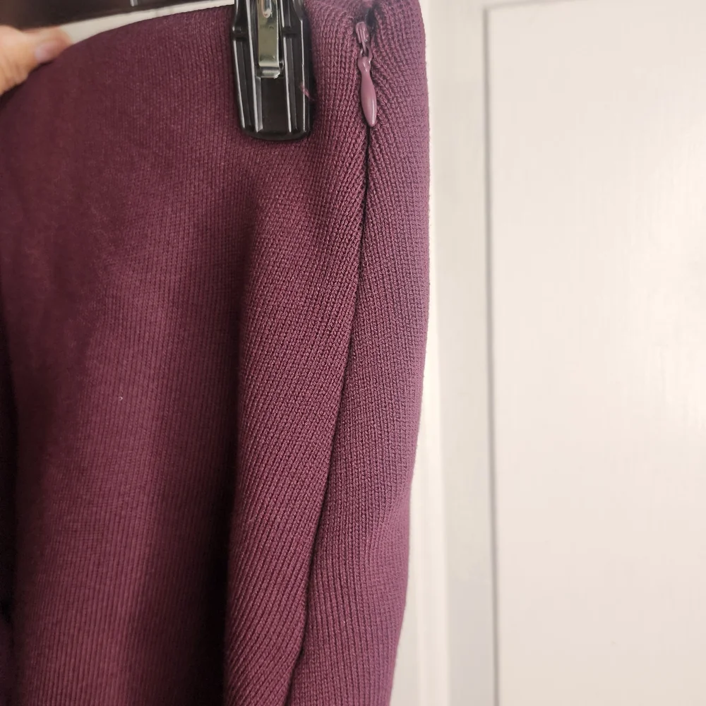 Zara Burgundy Pleated Maxi Skirt - Picture 4 of 7